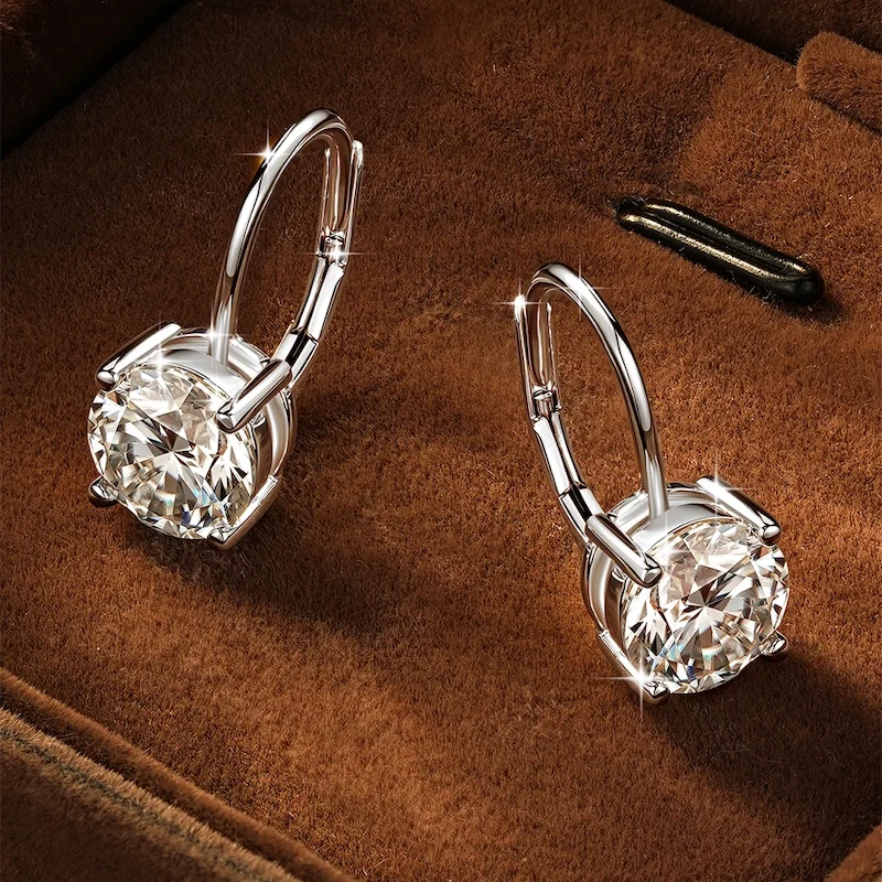 Rrjzz Solitaire 6,5 mm 8 mm Moissanit-Verlobungs-Clip-Ohrringe für Damen, 1 Karat, 2 Karat, Vier-Krallen-Ohrringe mit Hebelverschluss, Schmuckgeschenke – Detail 7