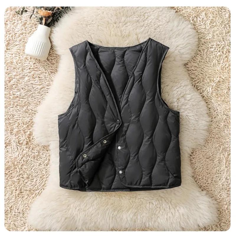 Women Ultra Light Weight Down Vest 2024 Autumn Winter Liner Keep Warm Fashion Trend V-neck Female Sleeveless Down Cest Coat