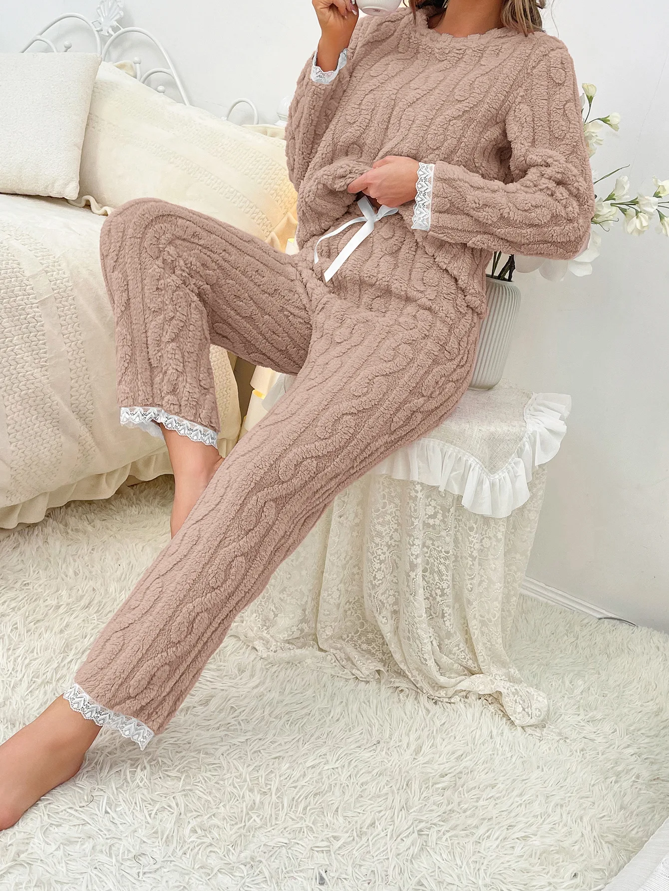 Sweet Autumn and Winter Thickened Flannel European American Pajamas Women\'s Suit Solid Color Loungewear Warm Sleepwear Pj Set