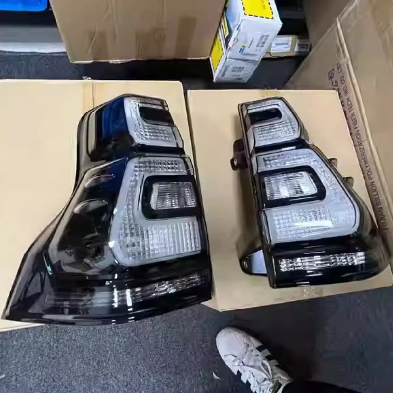 

Задний фонарь для Toyota Prado 150, модифицированный в европейском стиле, с указателем поворота и стоп-сигналом