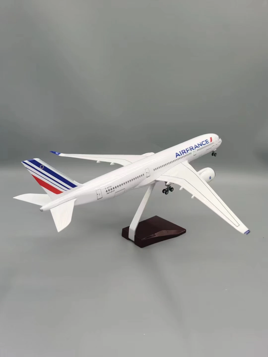 47cm Original Model Planes a350 air france Airplanes Plane Diecast Plastic Resin Miniature Plane Ornament For Collection Gift