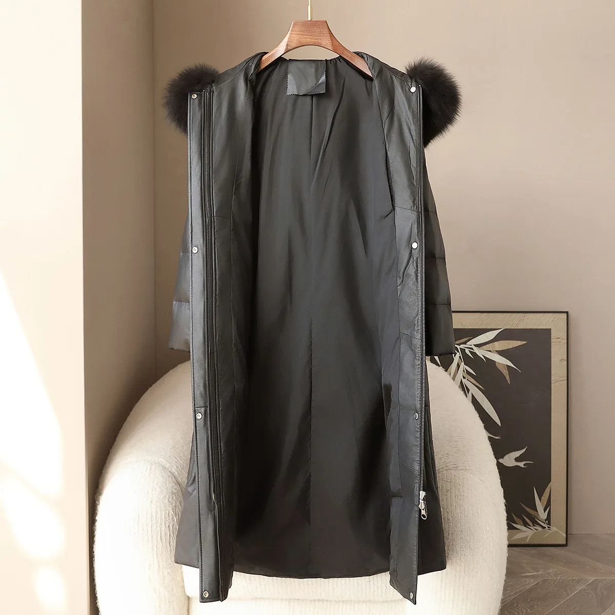 100% جلد الغنم الثعلب الفراء طوق مقنعين أوزة أسفل سترة جلدية 2025 المرأة معطف جلد طويل حقيقي