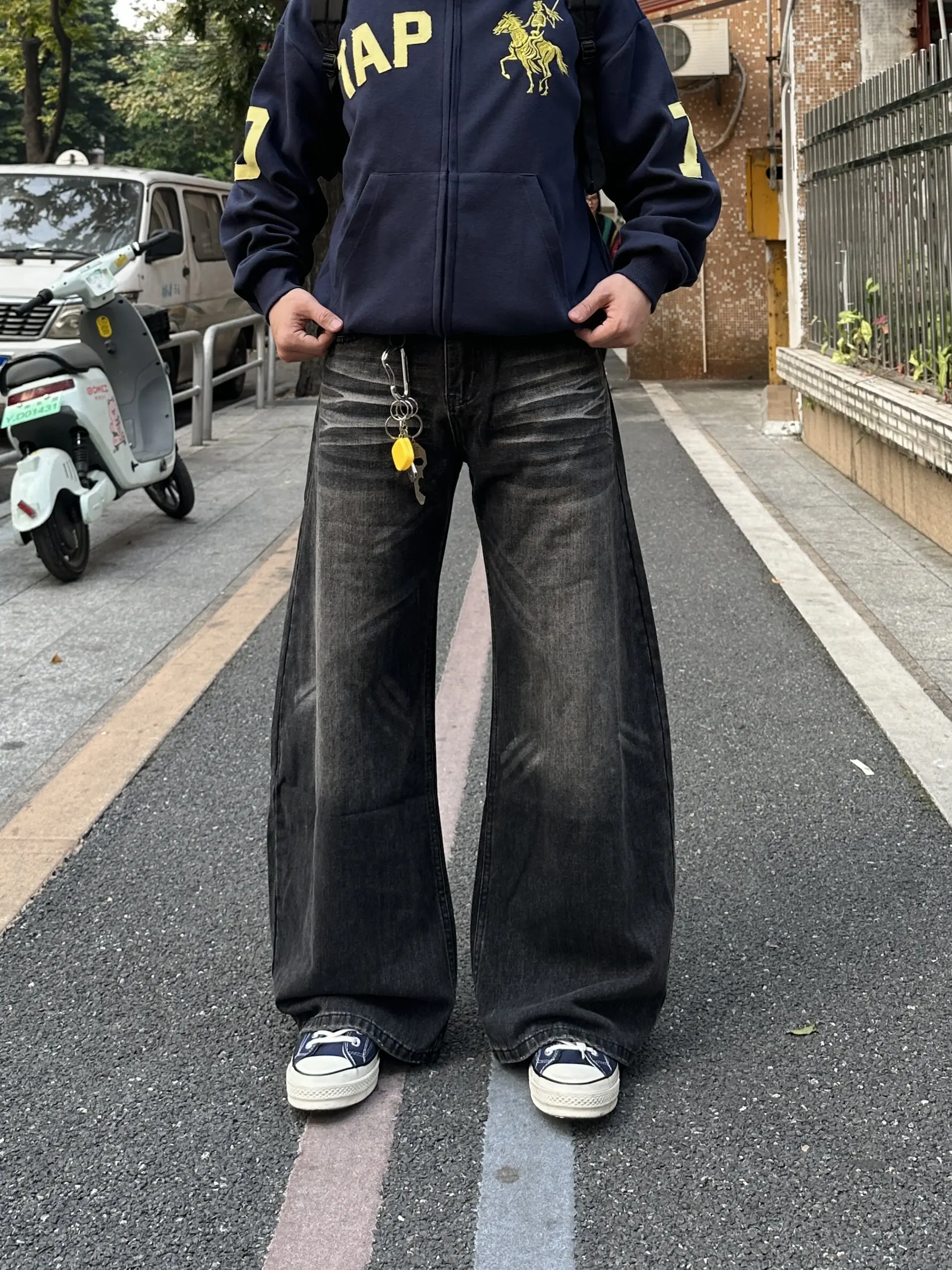 

Retro American High Street Cleanfit Jeans Loose Straight Leg Wide Leg Knife Long Trousers for Men And Women Spring Fashion