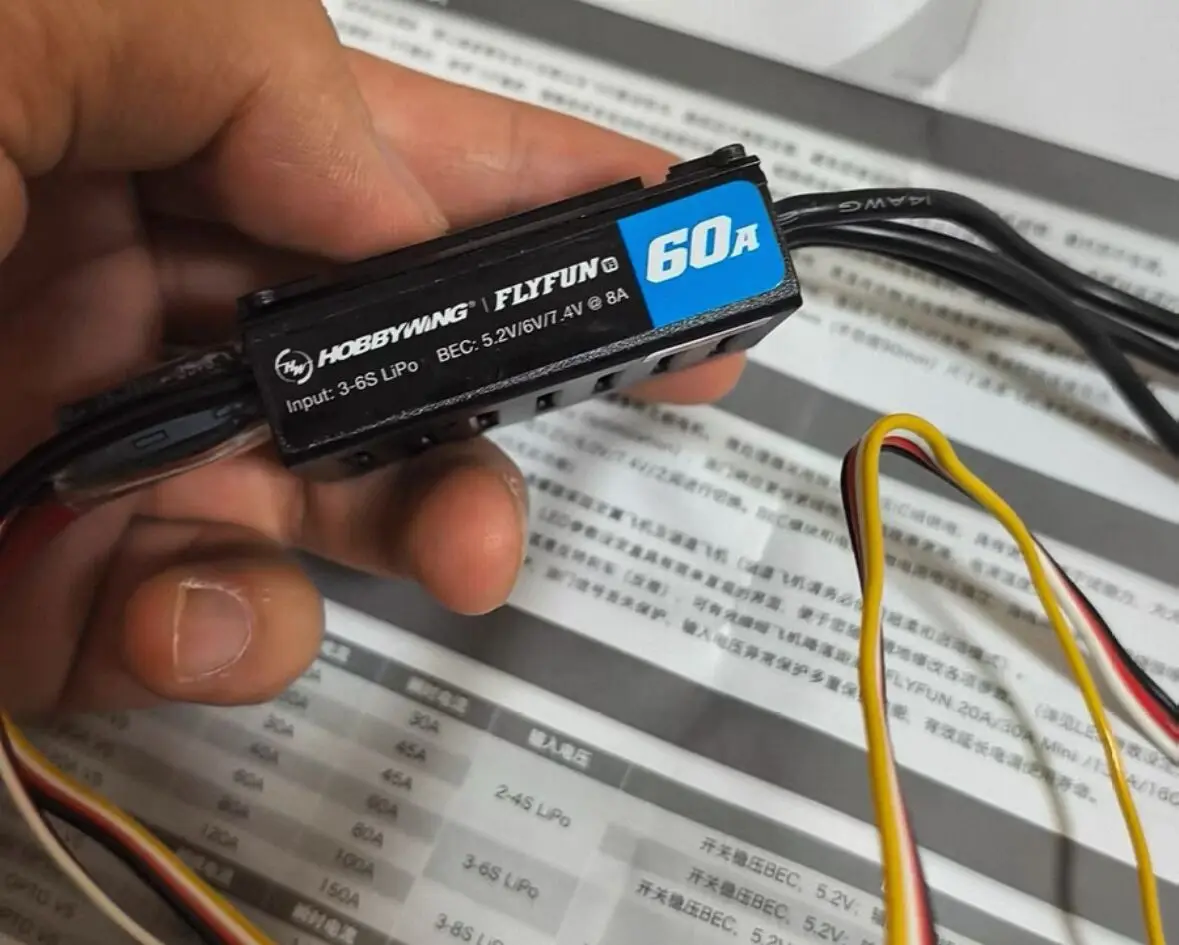 Used 85% new Hobbywing FlyFun V5 60A ESC 3-6S Lipo Brushless Electrical Speed Controller Motor for Car Airplane