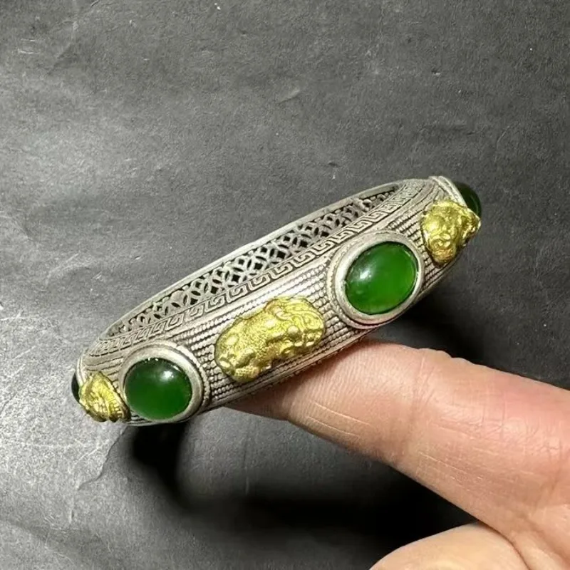 Tibetan Silver Hand-Inlaid Green Jade Yellow Pixiu Bangles Men and Women Couples Fashion jewelry Personality Accessories Gift