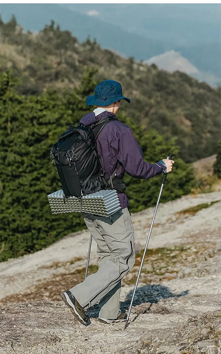 Leichte Eierschalen-Schaumstoff-Isomatte, faltbare, isolierte Campingmatte, tragbare Reisematte für Wandern, Backpacking, Zelt – Detail 5