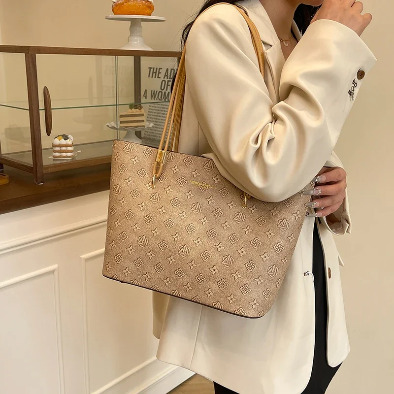 

Classic Women's Handbag, Leather Tote Bags With Shoulder Strap, Luxury Brand By Famous Designer, Popular Elegant Ladies