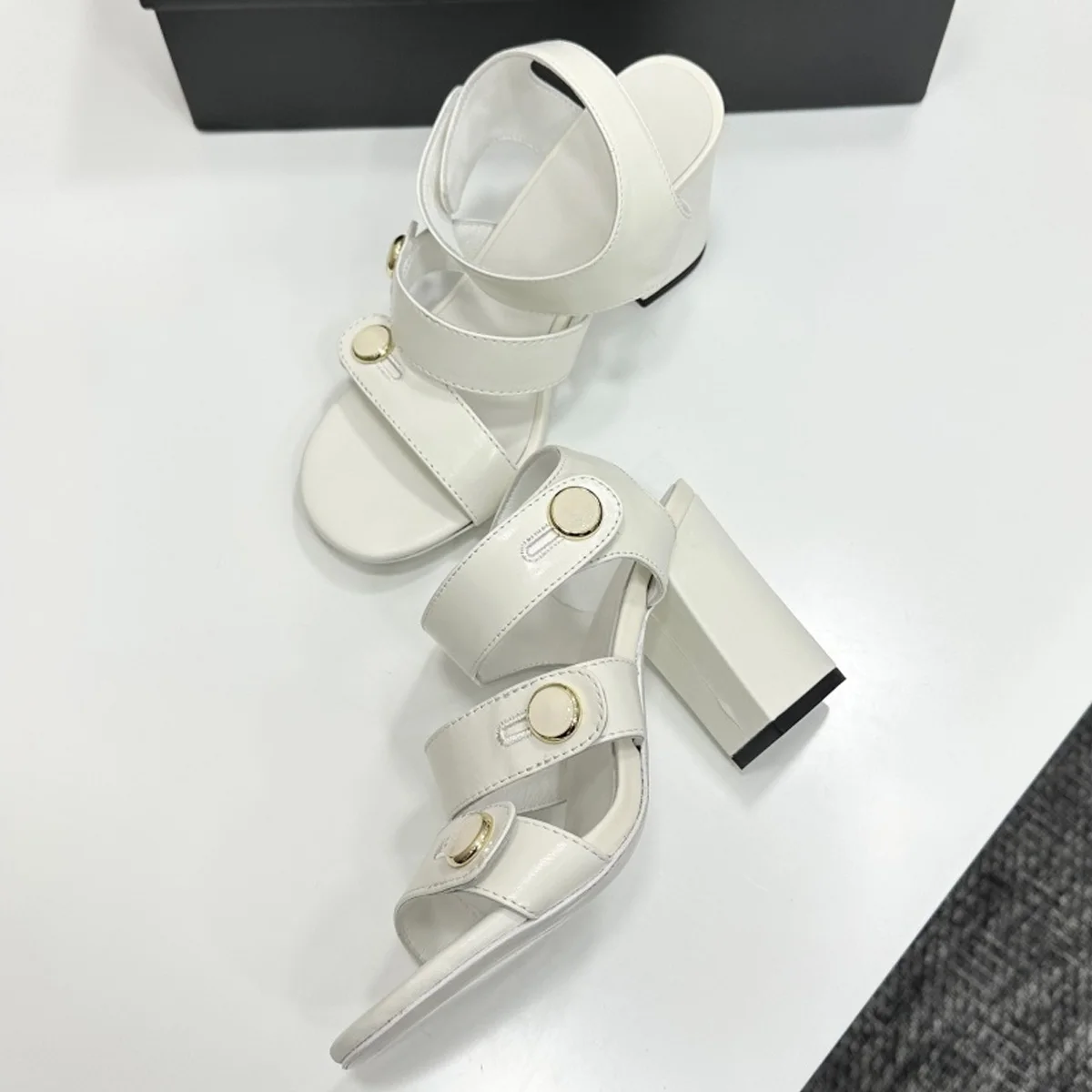 

2026 Women's Multi-Strap Metal Buckle Sandals, Open Toe Block Heel Shoes, Chic Minimalist Footwear for Summer YYT25101297