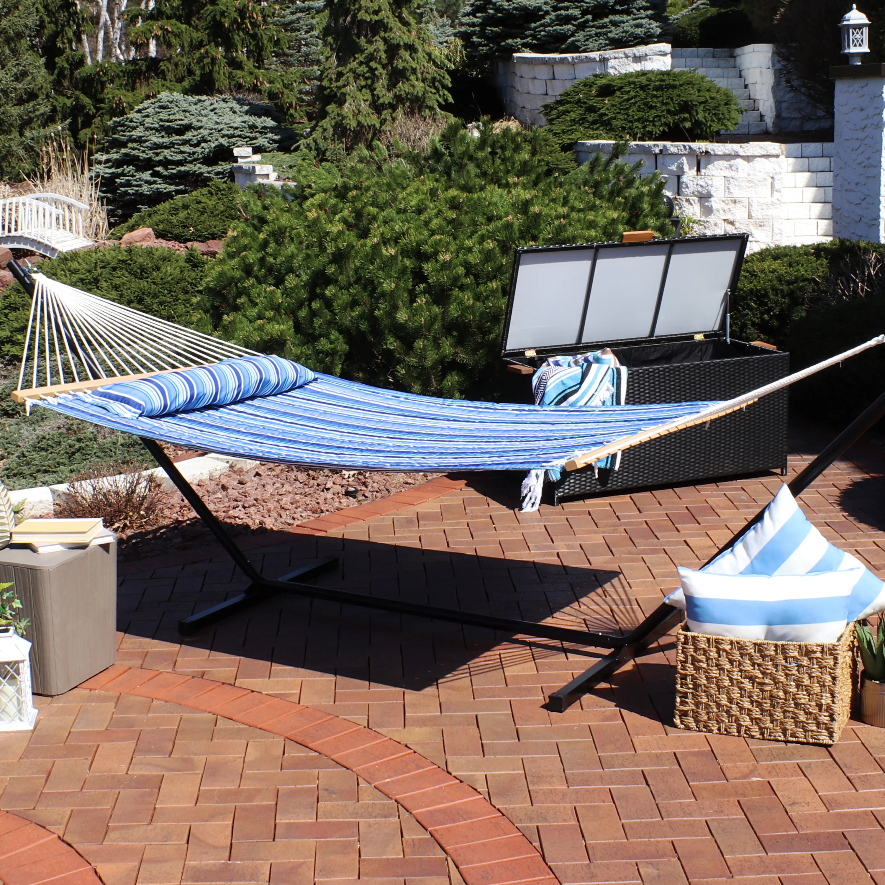 

Large Quilted Fabric Hammock with Spreader Bar and Pillow - Beach