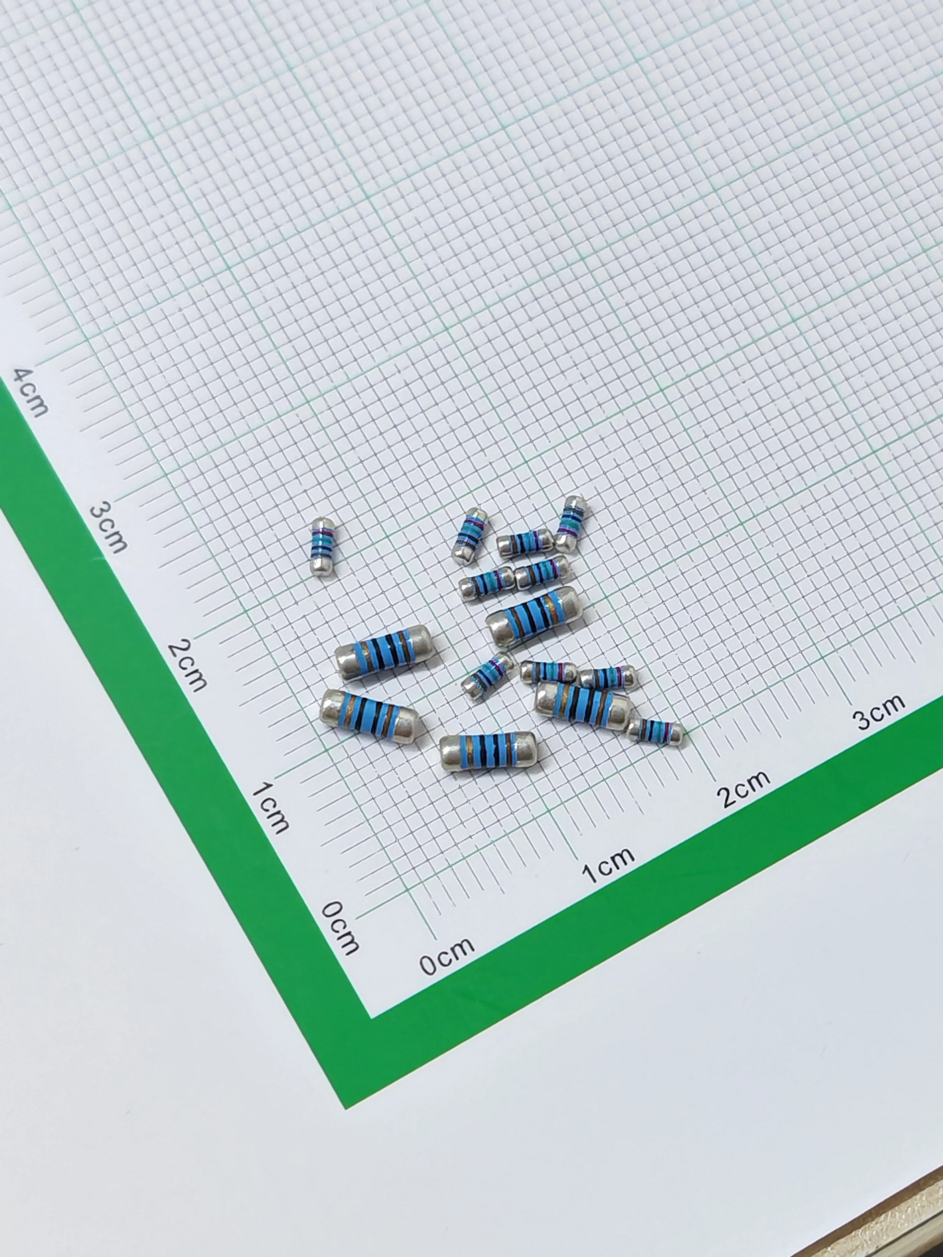 100PCS/lot 1% 0204 SMD MELF Resistors Color Ring Resistors 1% 0R 1R 10R 100R 1K 10K 47K 100K 1M 10M Metal Film Cylindrical High