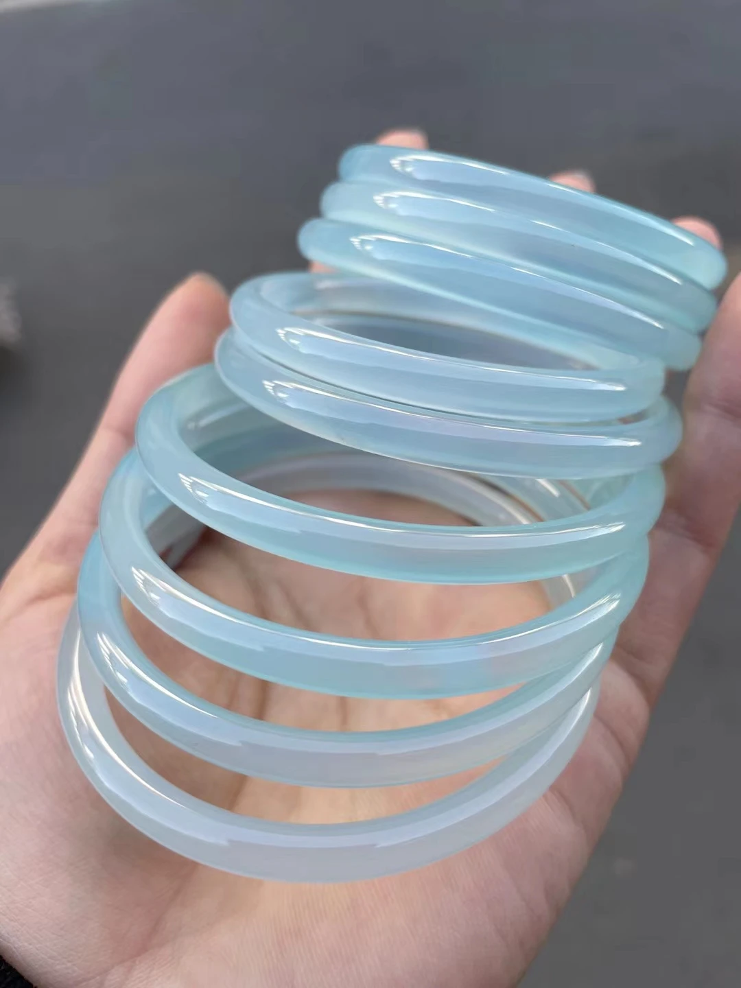 Azure Color Genuine Natural Agate Chalcedony Bangles Exquisite Jade Bracelet Quality Jewelry Accessories Lucky Holiday Gift