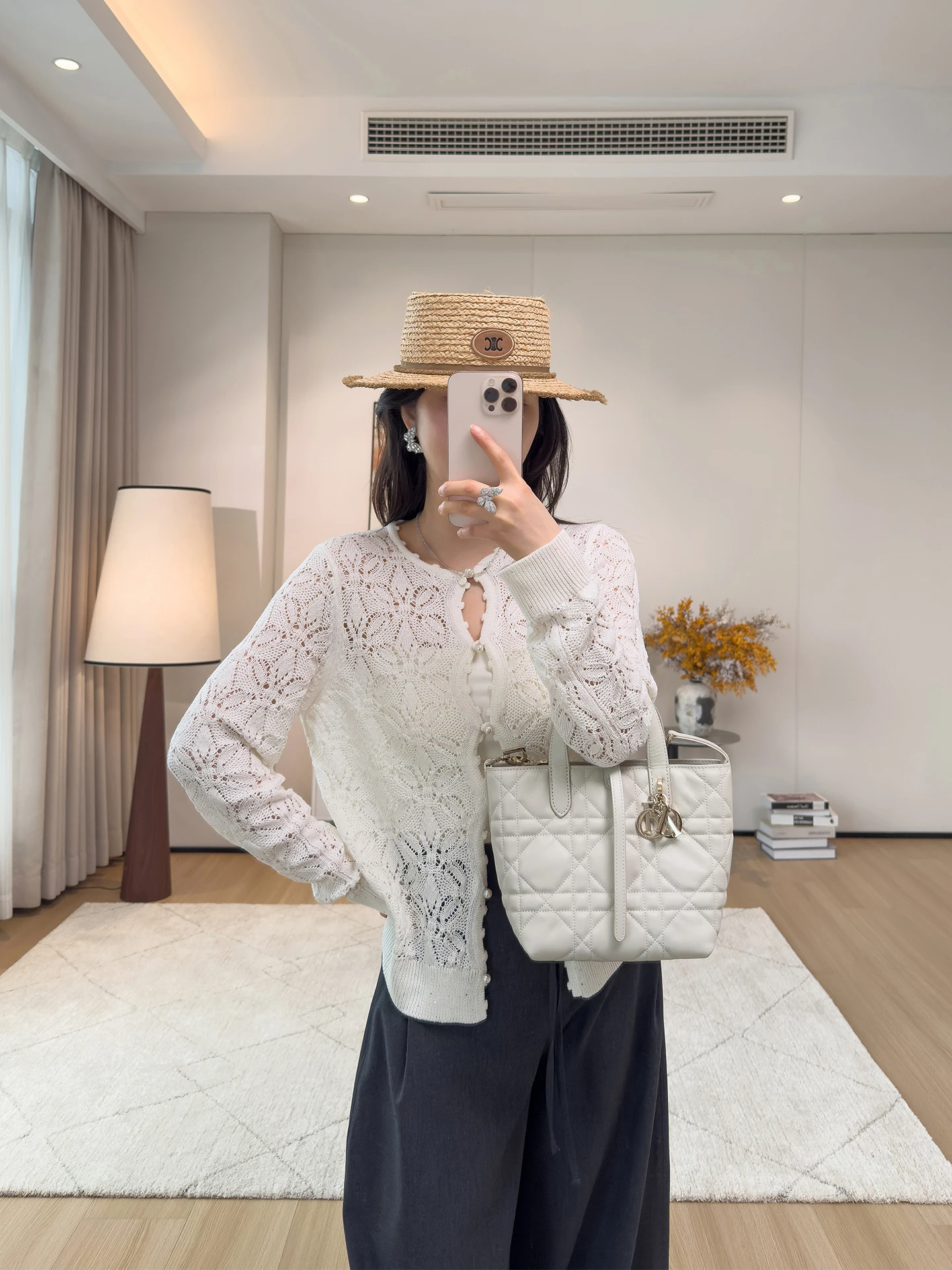 

Женский укороченный кардиган с вырезами, вязаный из лиоцелла Lenzing, белый, легкий, свободного кроя, повседневный