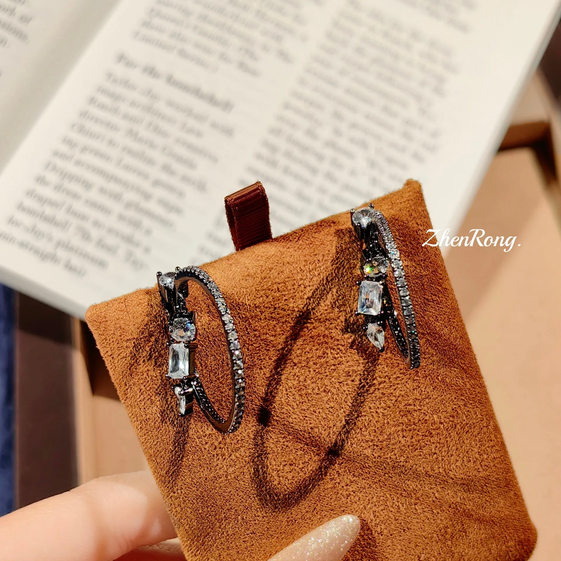 S925 Sterling Silver Stud Earrings Dark Retro Water Drop Style Earrings With Special Shaped Crystal Zircon For Women Daily Wear