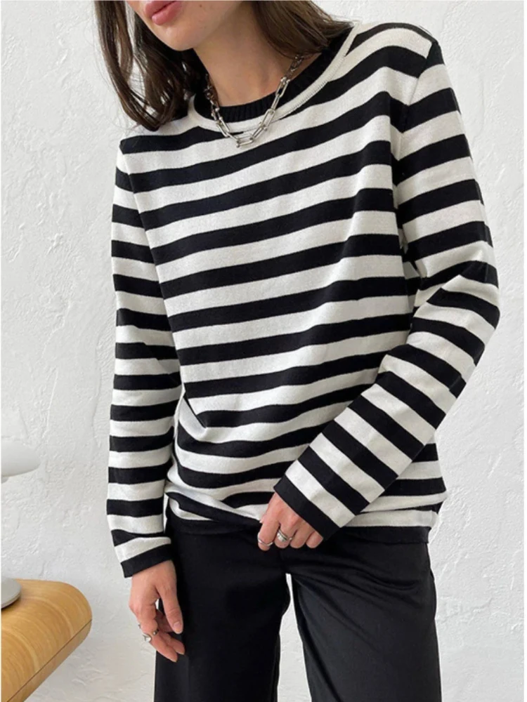

New Spring Autumn Knit Women's Pullover Crewneck Striped Long Sleeve Tops Fashionable Elegant Sweater Women Loose Casual Clothes
