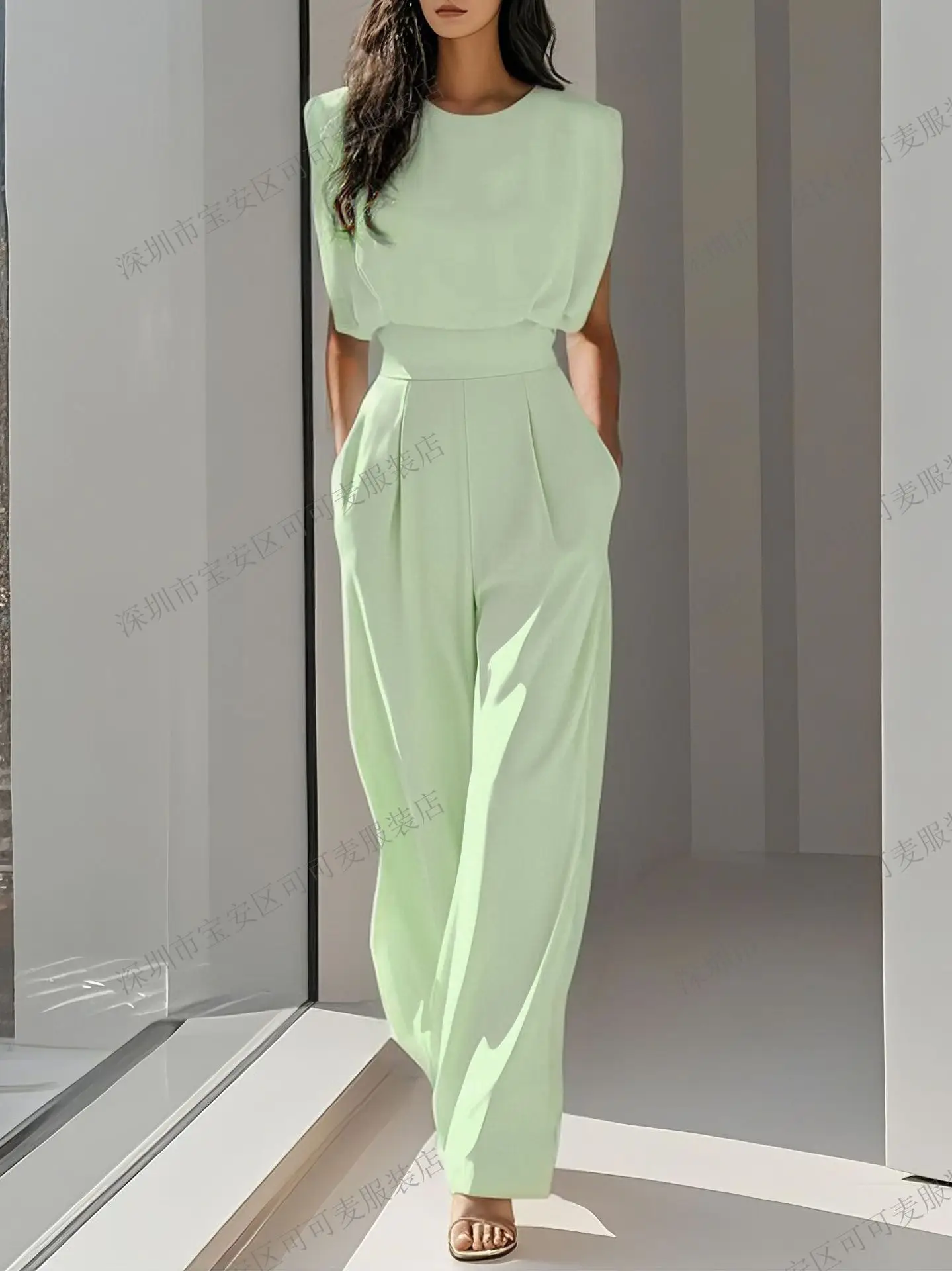 New Women's Fashionable Jumpsuit With Solid Color Temperament Waist Cinched Summer Round Neck High Waisted Sleeveless Jumpsuit