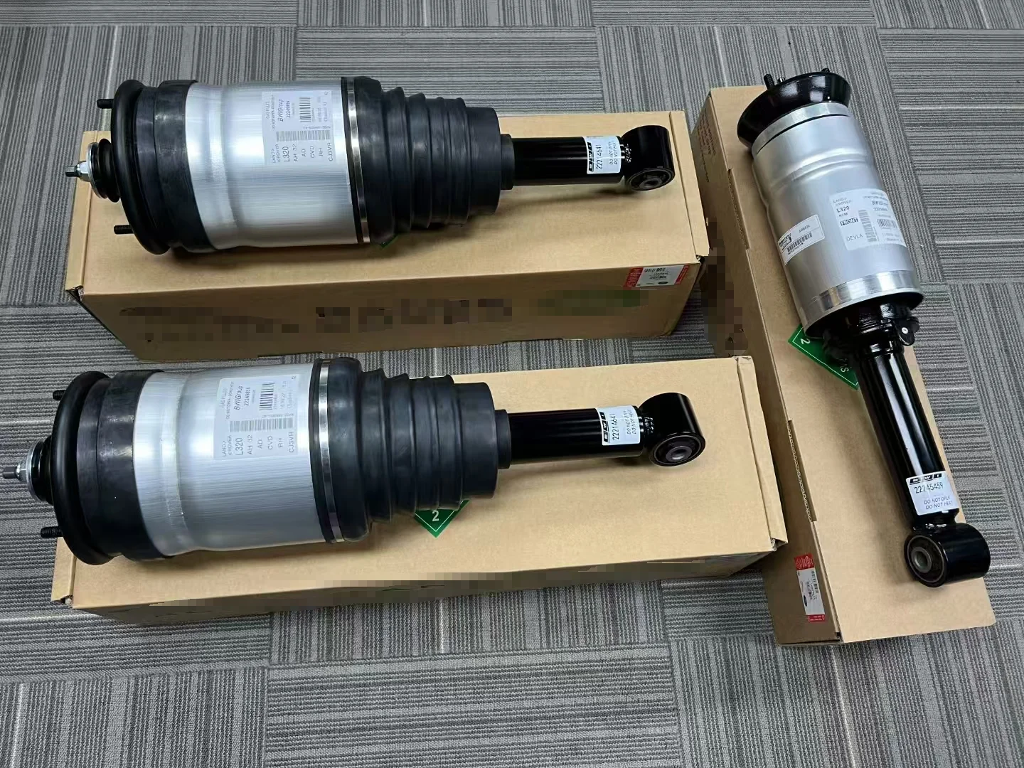 

OEM New 1pcs Air Suspension Strut Front Rear for Land Rover Discovery 3 & 4 Range Rover Sport