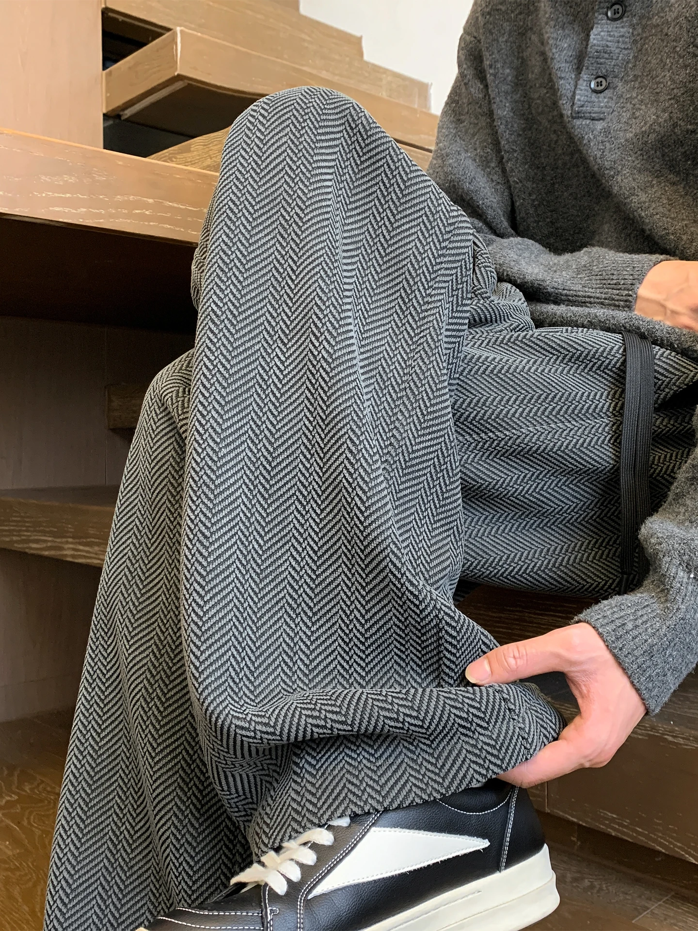 

Men's Casual Pants Autumn Winter Thiened Wide Leg Loose Fit Casual Trousers Knife Pattern Elastic Waist Straight Tube