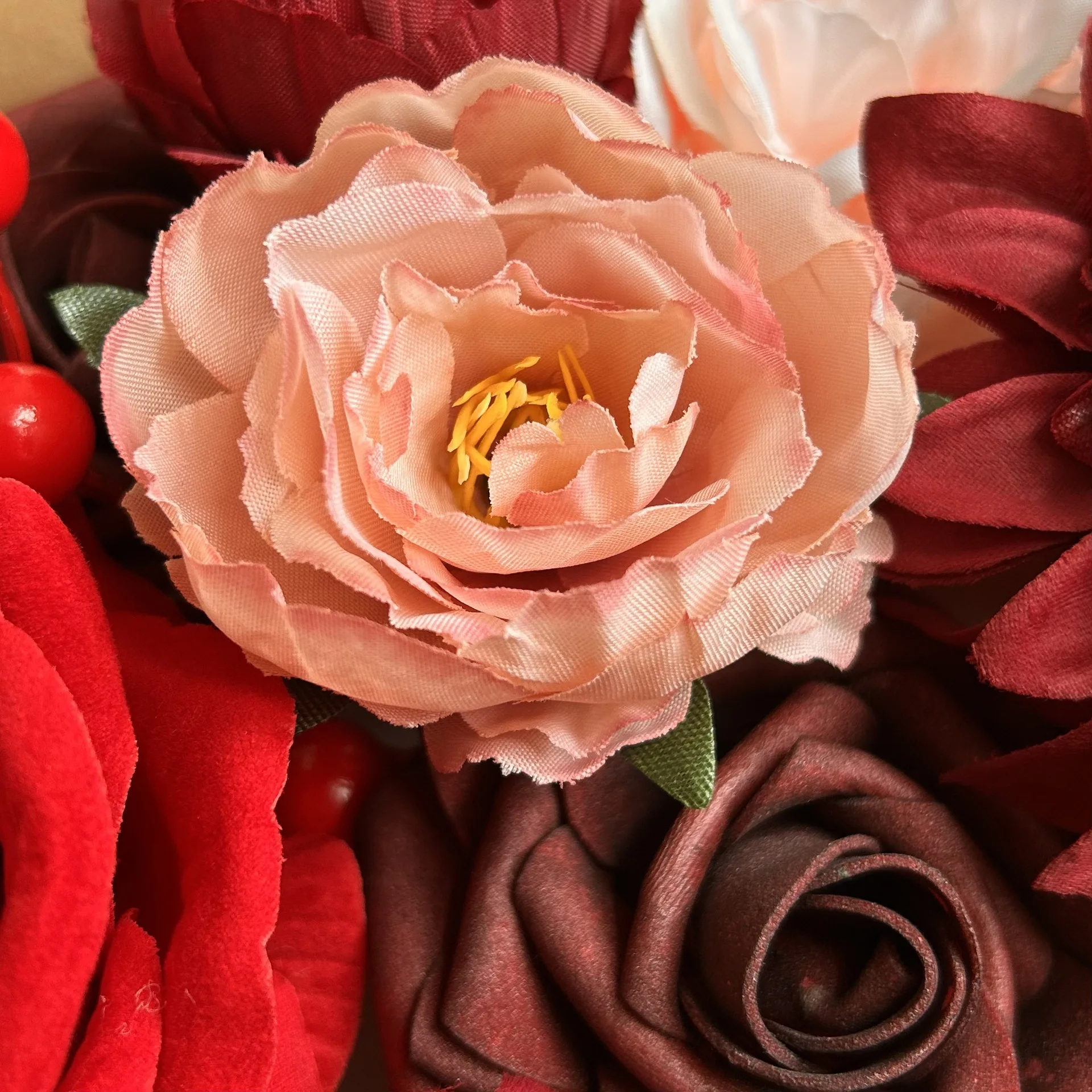 LH461 جديد وصول الزهور الاصطناعية لتقوم بها بنفسك هدية صندوق الزهور وهمية ديكورات منزلية لحفل الزفاف باقة يدوية للمناسبات