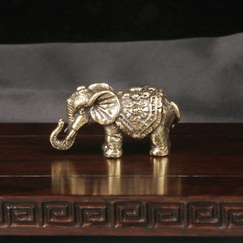 Solid Brass Elephant Desktop Ornament Animal Bronze Carving Crafts Home Decoration Antique Bronze Ware Home Decoration Gift