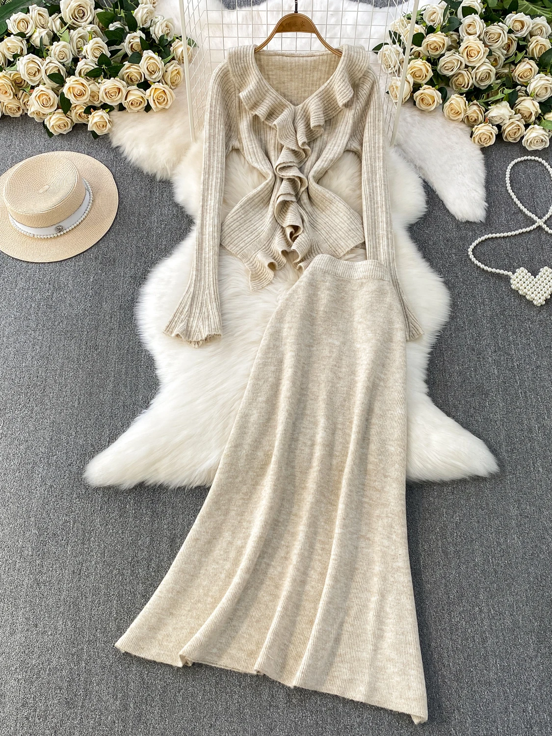 Lagenlook Style V-Neck Bell Sleeve Knitted Sweater Long Skirt Fashion Two-Piece Set Anti-Wrinkle Winter Casual Wear for Teens