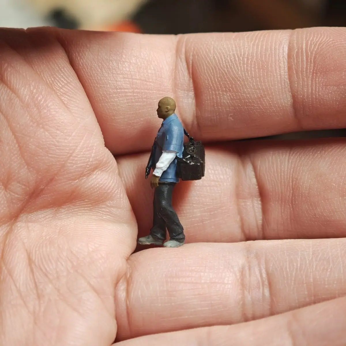 1/64 نموذج الراتنج نموذج مصغر سيارة GTA دمية التماثيل الديوراما