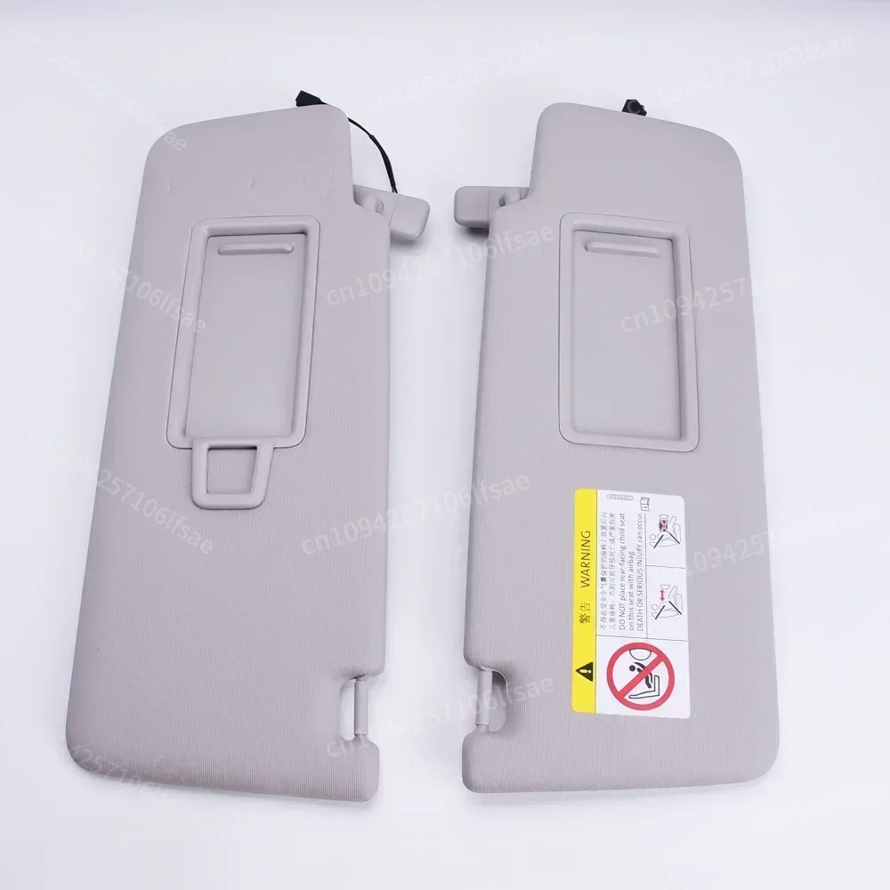 

For VW Tiguan mk2 2017+ Touran 2016+ ID.4 2021-2024 Car Interior Front SunVisor Panel With Makeup Mirror Light Sun Visor