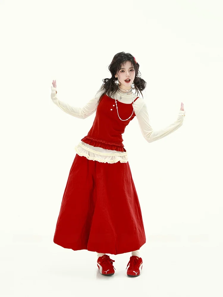 

Двухслойный топ Forlions True с принтом вишневого цвета и деревянными вставками, с круглым вырезом, длинными рукавами, облегающий крой.