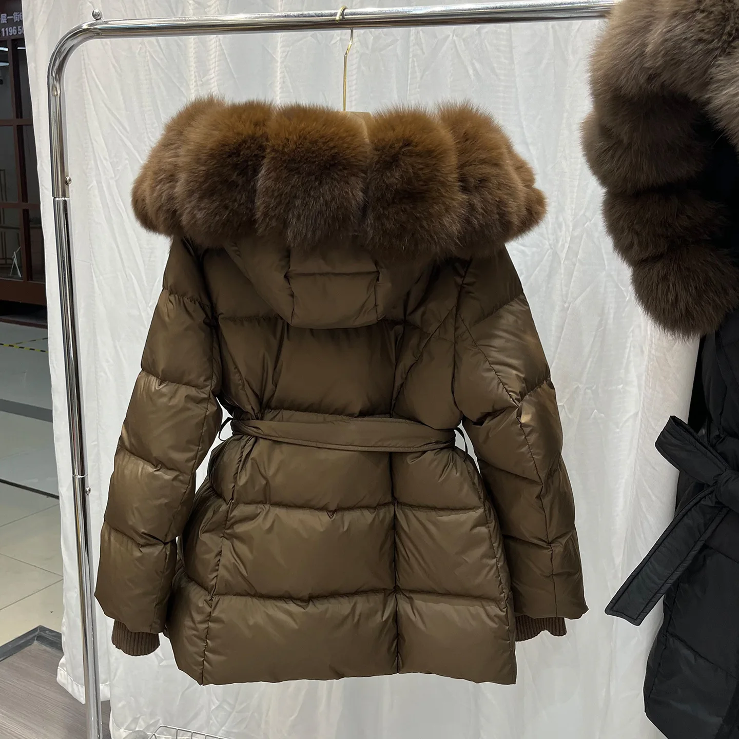 Winter Natural Large Fur Collar Hooded Down Jacket Female Warm Lace Up Parker Jacket Women White Duck Down Mid-length Outwears