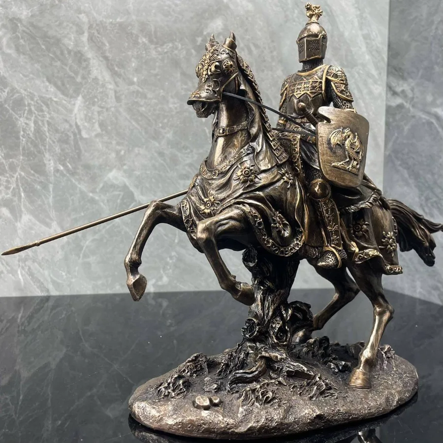Creative Medieval Metal Knight Statue Bar Figurine Warrior Armor Sculpture Ancient Roman Knight Luxury Art Sculpture Home Decor