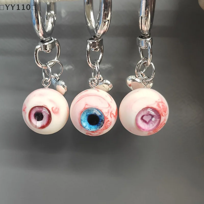 〔YY110〕Gothic Demon Heart Eye Pendant Necklaces Resin Couple Keychain Pendant Halloween Backpack Decor Charms Jewelry Gifts