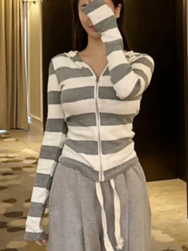 2024 Autumn Korean Version New Long Sleeve Hooded Striped Short Coat Women Cinching Waist Slim Simple Casual Zipper Top EUYH