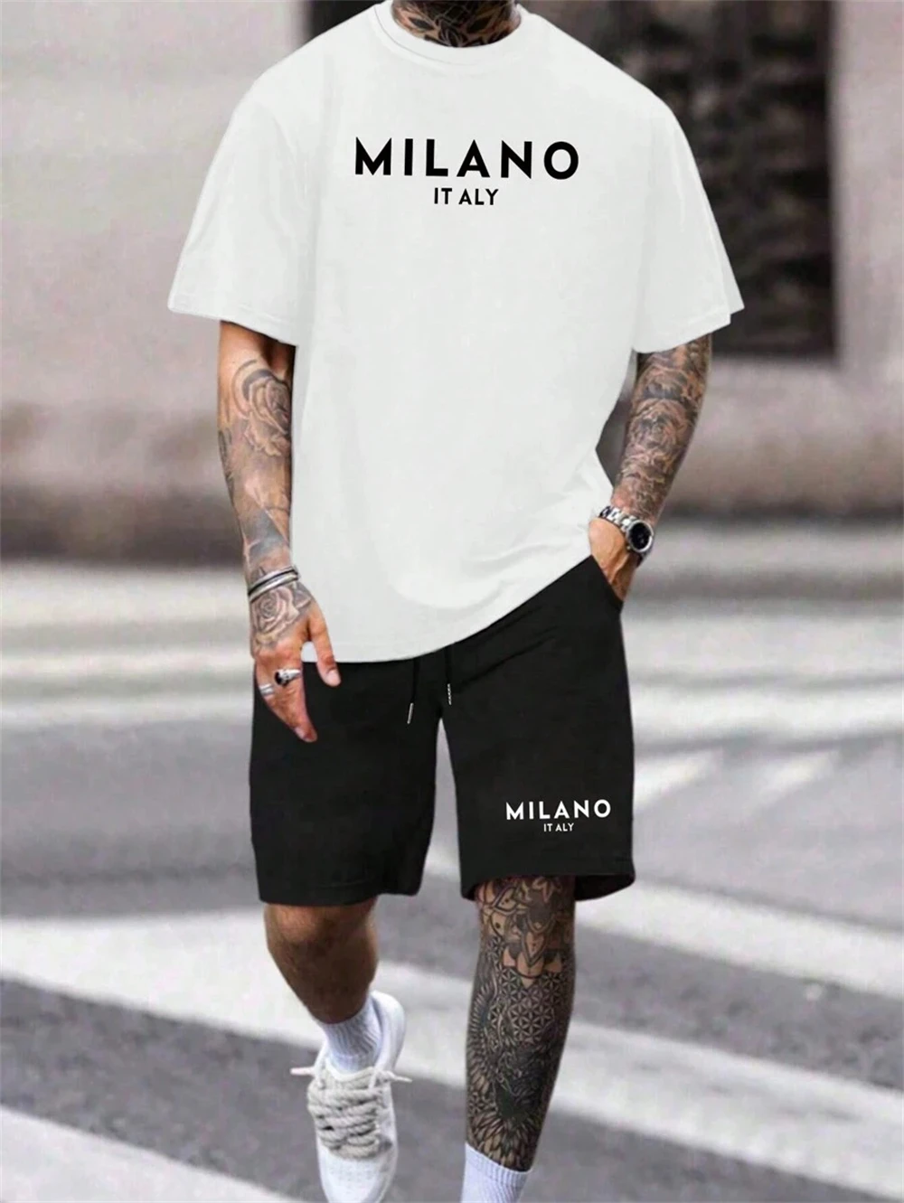 Men\'s Summer Two-piece Retro Loose Milano Print T-shirt Casual Outdoor Sports Short-sleeved Drawstring Shorts Men\'s Clothing