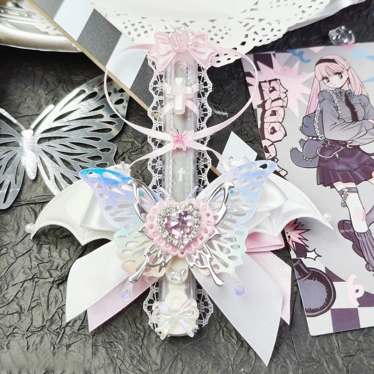 

Original Laser Dream Butterfly Craft Knife Cross Butterfly Heart Art Knife Decoration Crafts Gifts for Men and Women