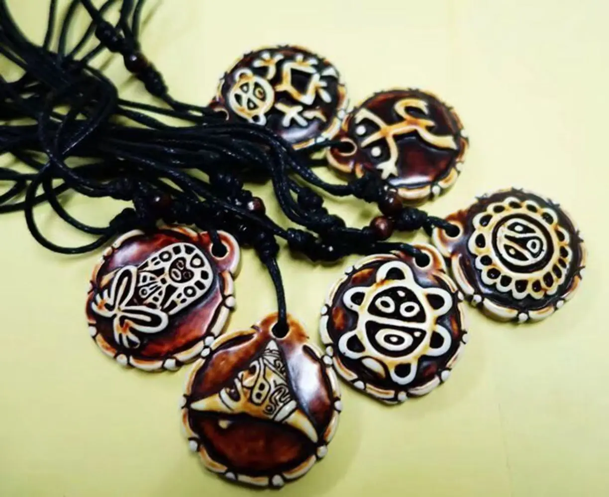 12 pcs Taino Coqui Frog Cemi Sun Turtles Kokopelli Imitate Yak Bone Necklace All 6 styles choose