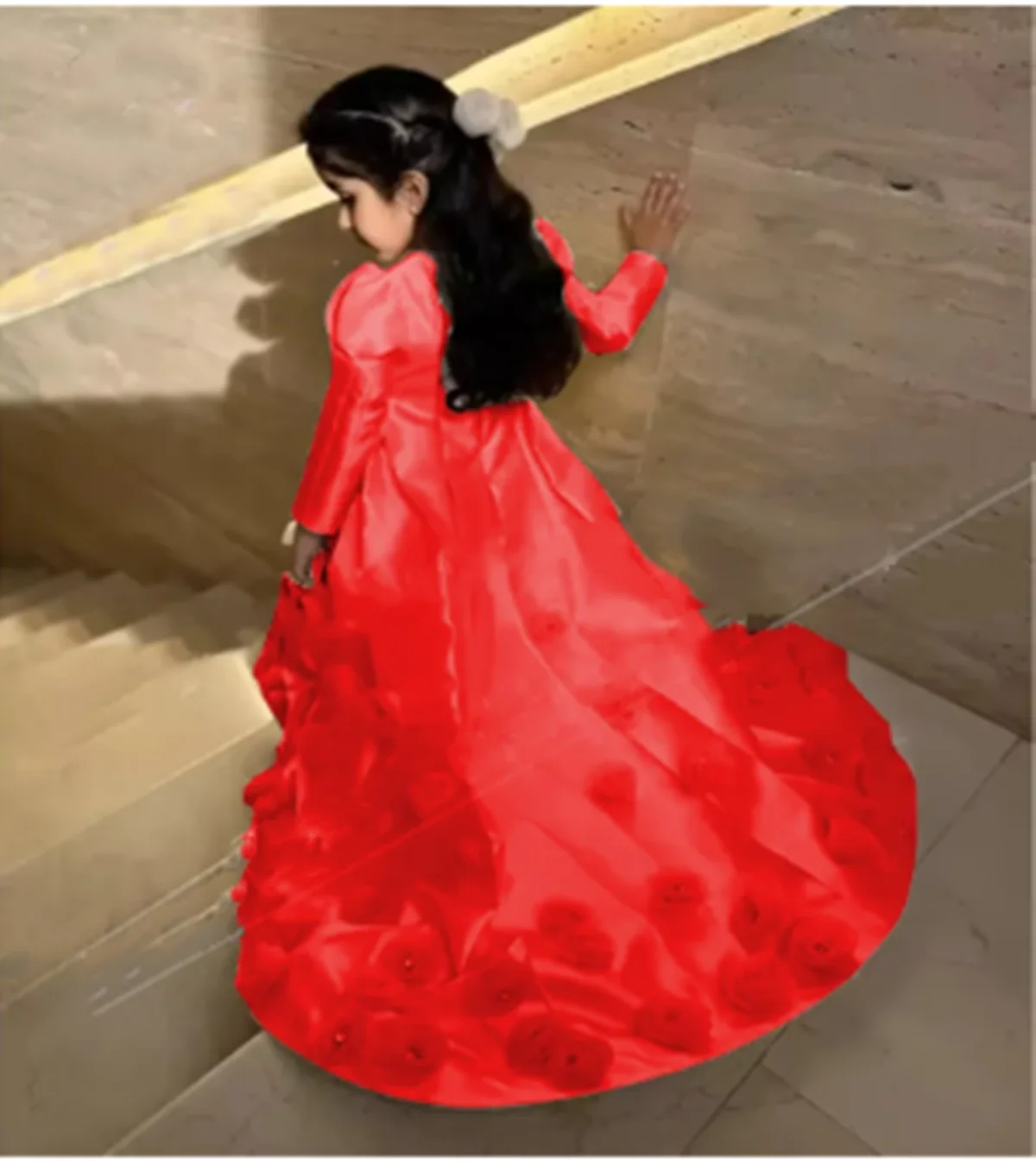 

Lvory Satin 3D Handmade Appliqué Flower Girl Dress Wedding Child Party Dress Full Sleeve Dress First Communion Gown Customized