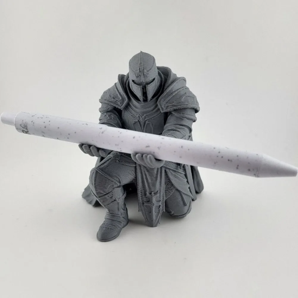 Vintage Armor Knight Pen Holder Creative 3D Printing Kneeling Warrior Brush Rack Desktop Ornament Pencil Storage Stand Ornament