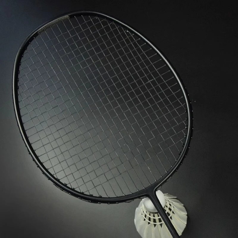 

Small black racket titanium mesh badminton racket all carbon genuine carbon fiber ultra-light 6U set 4U offensive single racket