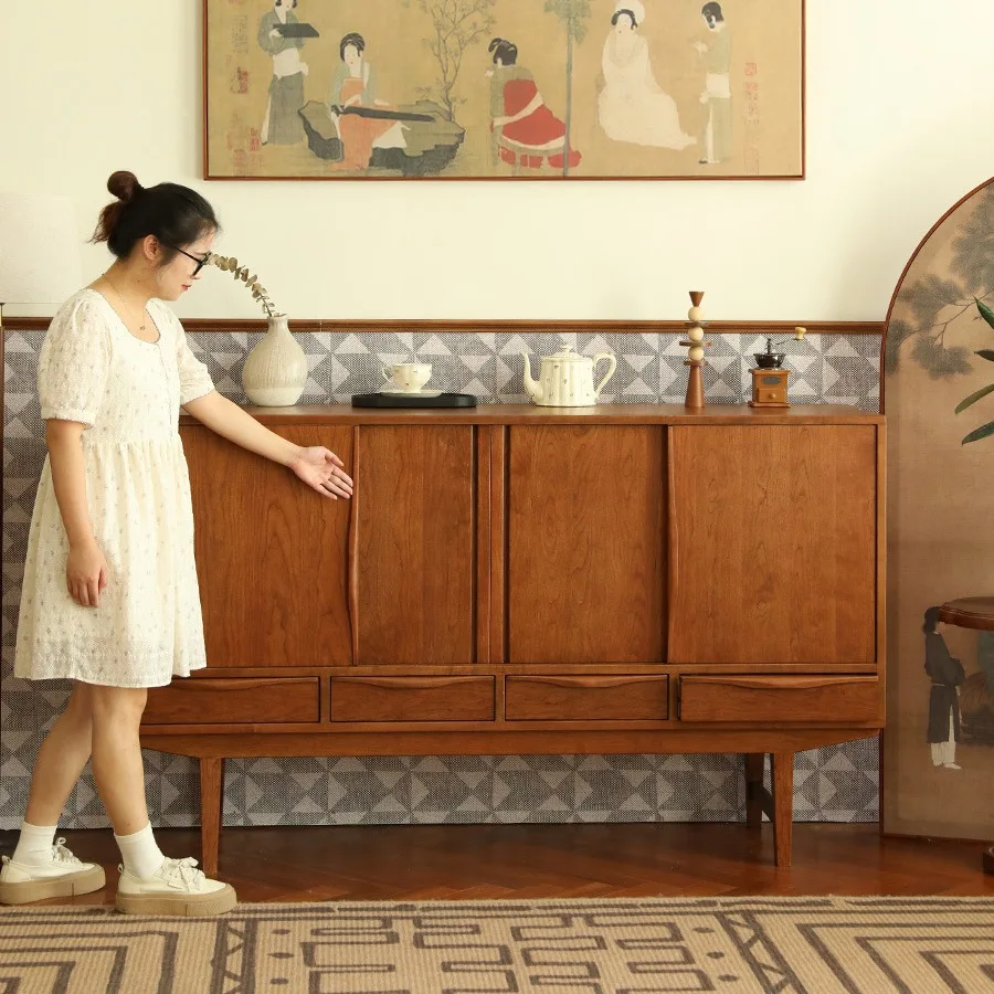 North American side cabinet, tea cabinet, retro French solid wood cupboard, medieval simple locker, all solid wood cabinet