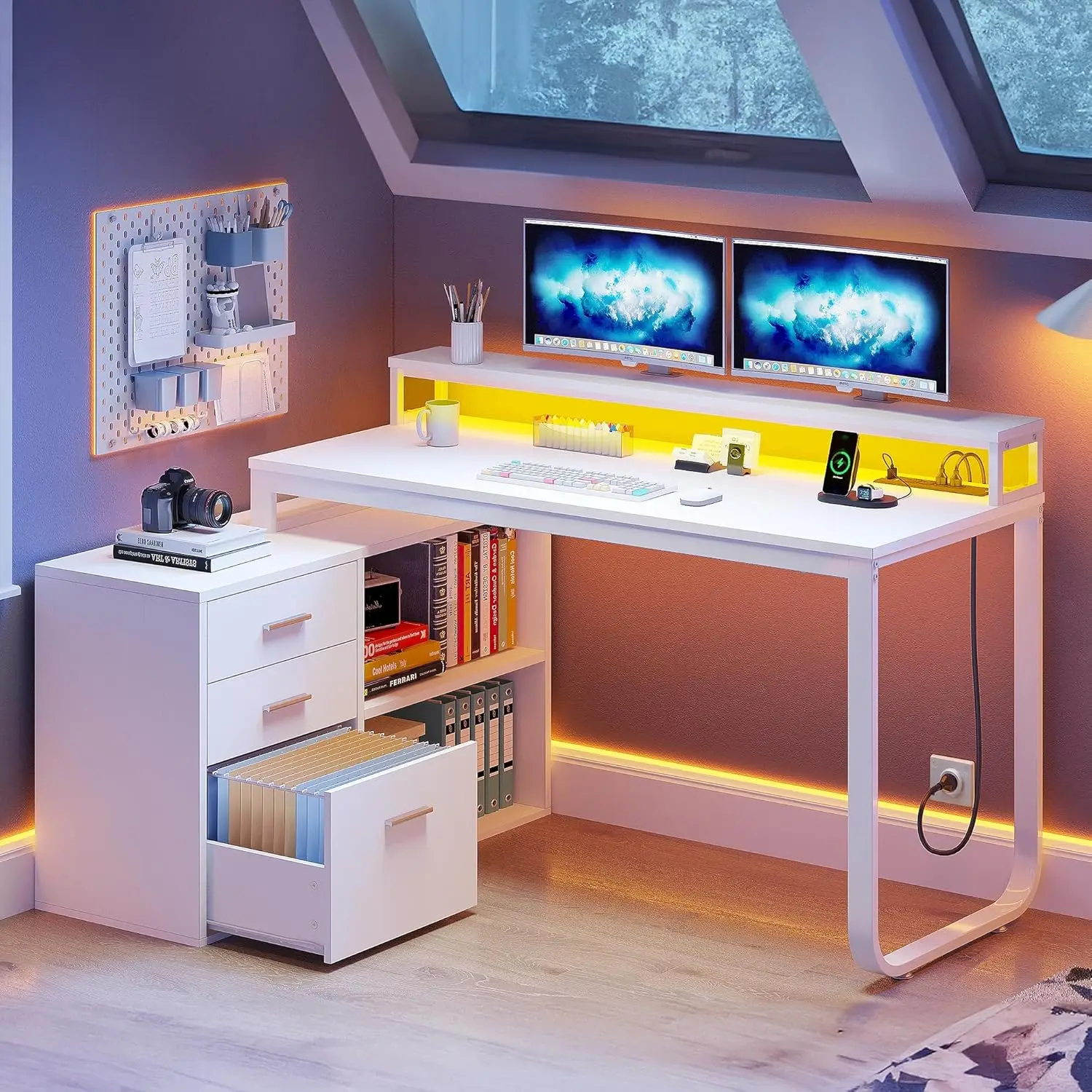 Mesa em forma de L com gavetas, mesa de computador de canto de 55" com tomadas de energia e luzes LED, mesa de escritório doméstico com armário de arquivo, branco