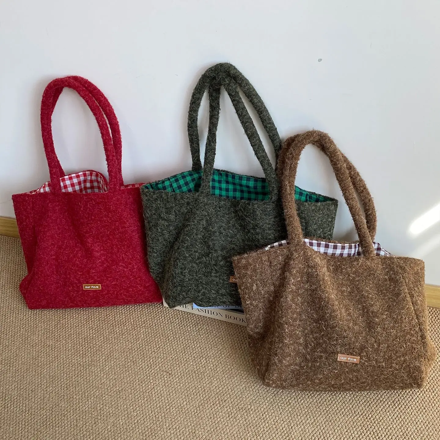 

Woolen Plaid Double Sided Shoulder Bags for Women Large Capacity Ladies Soft Plush Tote Bag Autumn College Style Female Handbag