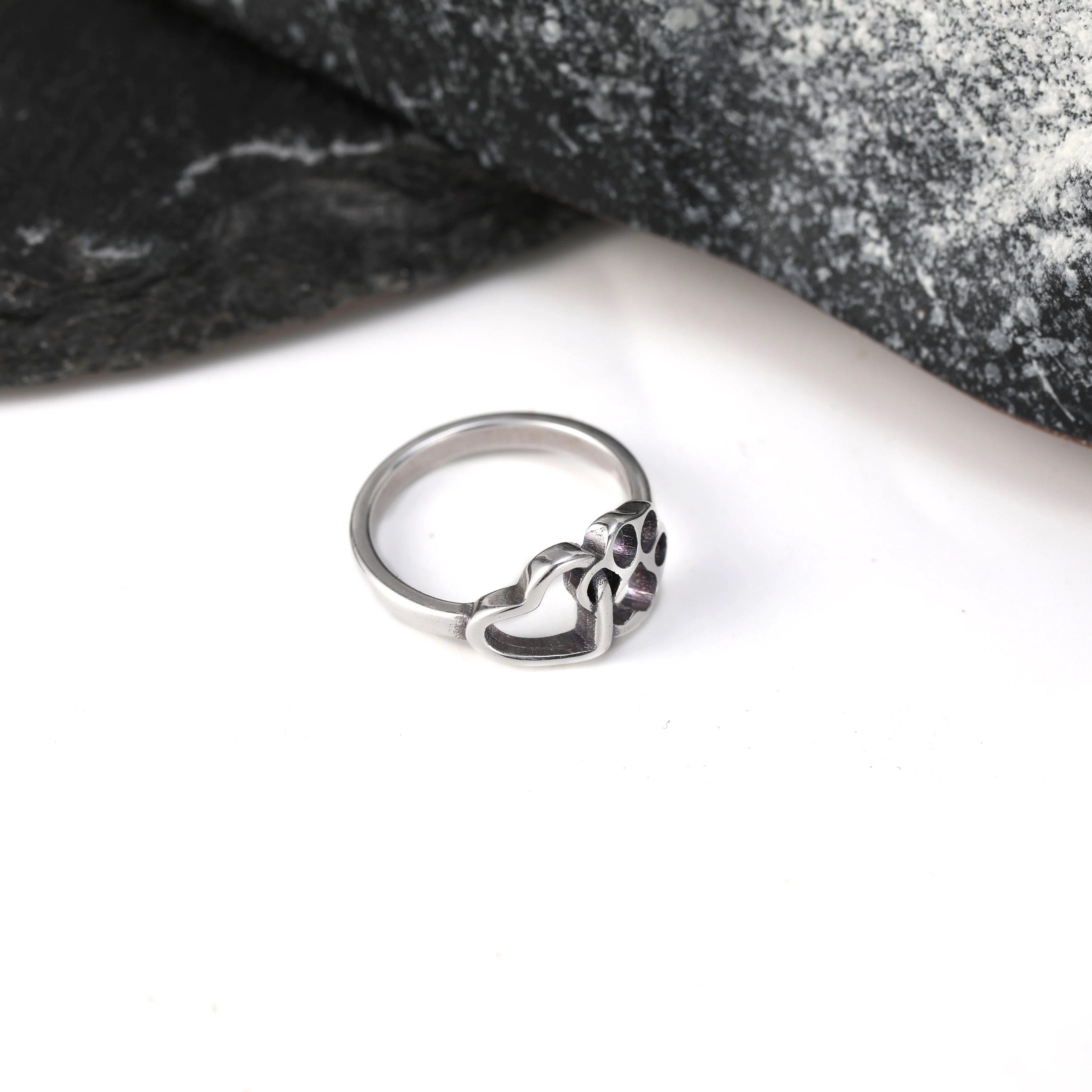 

R029 genuine 925 sterling silver fashion Furry Friends Heart Ring