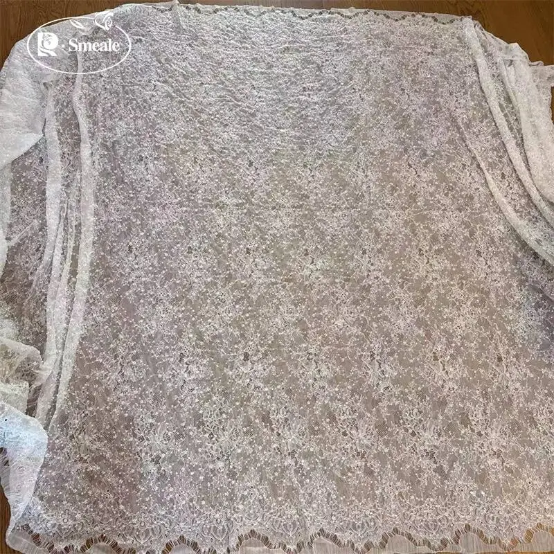 3 Yards. Hochwertige Perlen, Glitzernde Pailletten, Braut-Hochzeitsstoff-Spitze. Luxuriöse Abendkleid-Spitze mit französischer Stickerei. – Detail 8