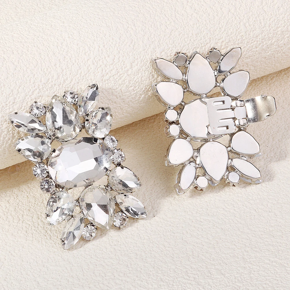 

Rhinestone Shoe Clips Decorative Bride Buckle Ornaments for Women High Heels Silver Wedding Accessories Shoe Rack