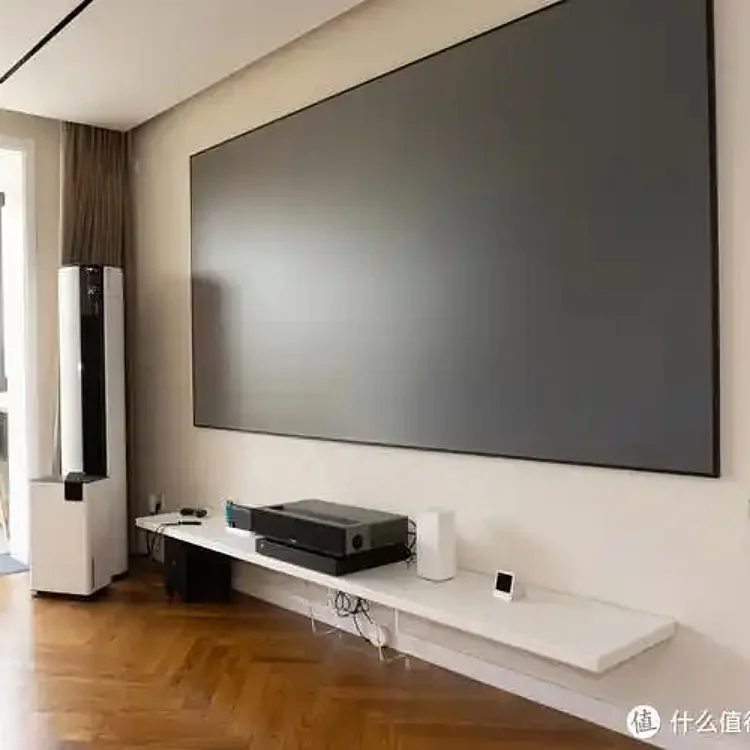 

China Manufacturer SUYUN Fresnel Laser TV Ultra Short Focus Projection Screen 120 Inches