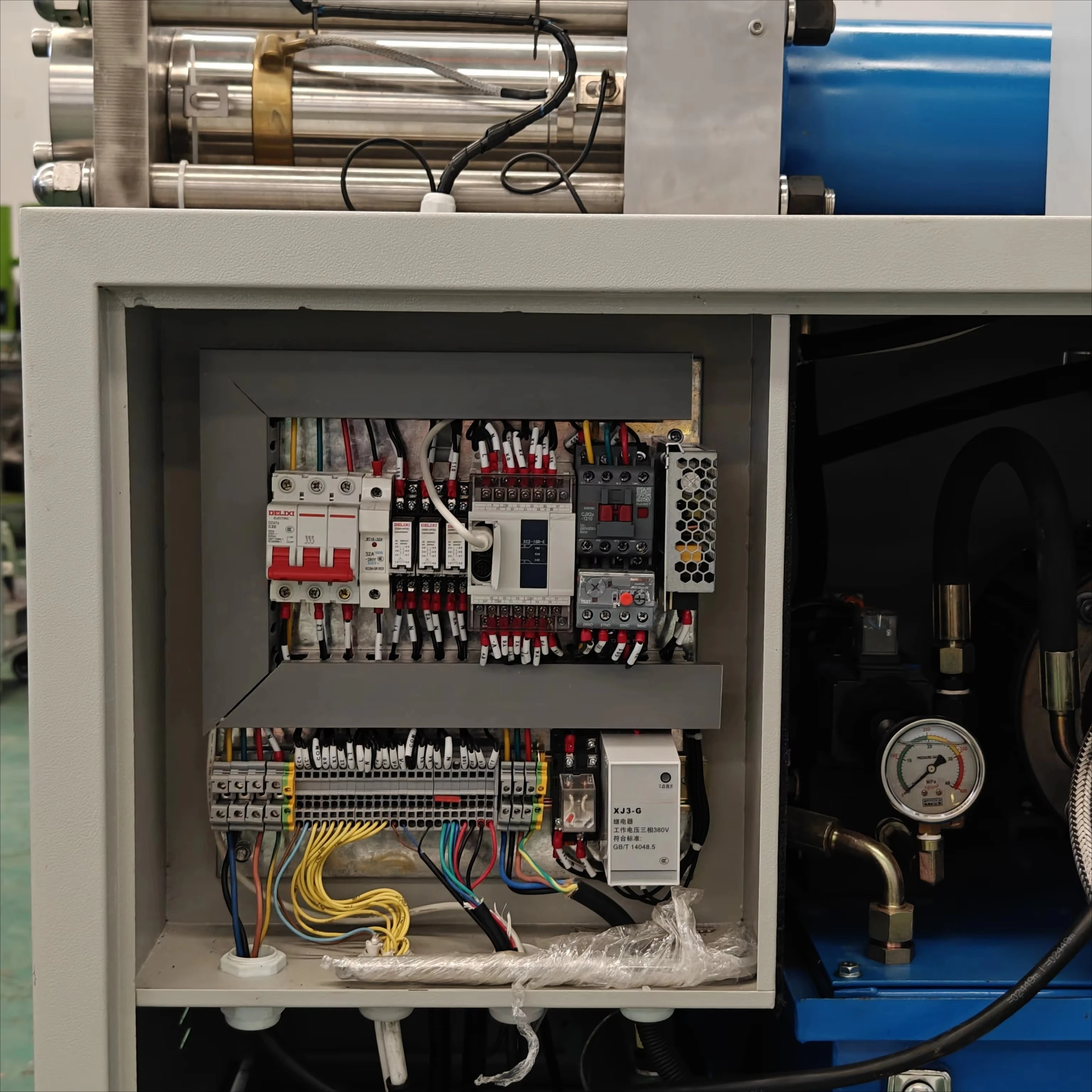 Industrial High Productivity Energy-Saving Dry Ice Maker Emerson Compressor Motor CO2-Saving Pelletizer Featuring Remote