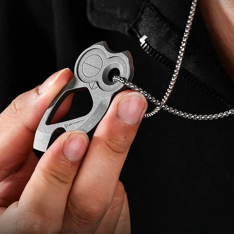 Outdoor Titanium Alloy EDC Creative Owl Bottle Opener Multifunctional Key Pendant