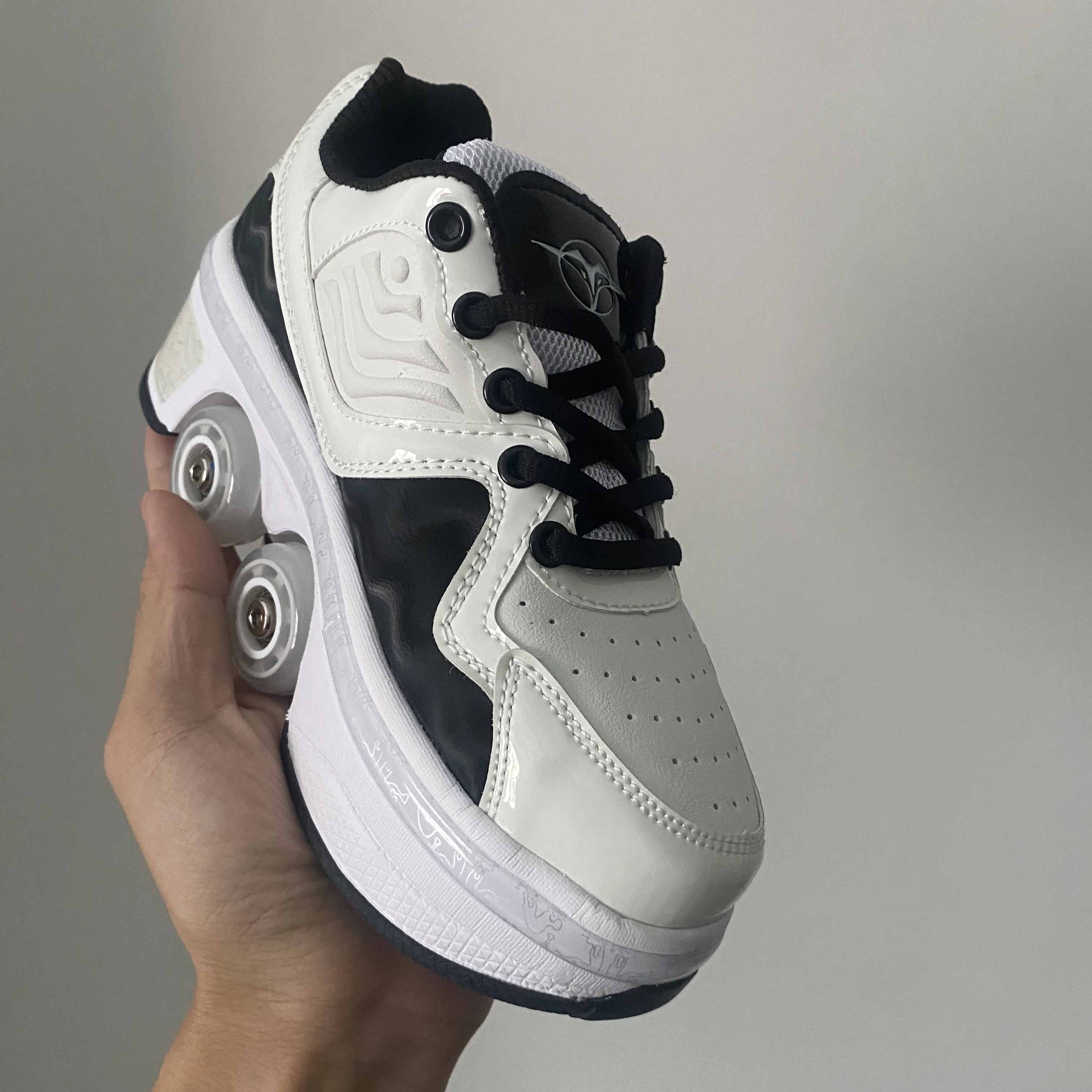 

New fashion children's boys and girls roller skates sports removable size 34~40 sneakers skating