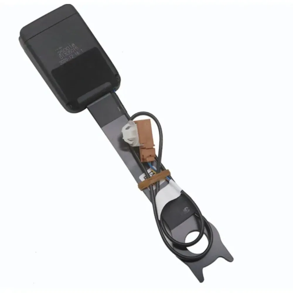 Safety Card Slot with Socket for Geely Emgrand EC715 718 RS 2014 2015 2016 2017 2018 2019 2020 Interior Parts
