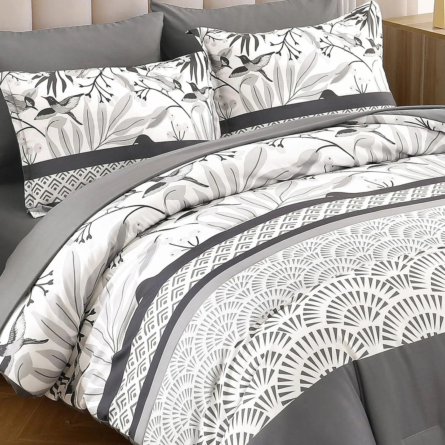 

Queen Comforter Set, 7 Pieces Grey Boho Comforter For Queen Bed, Leaves Botanical Bed In A Bag, Soft Microfiber Bird Bedding