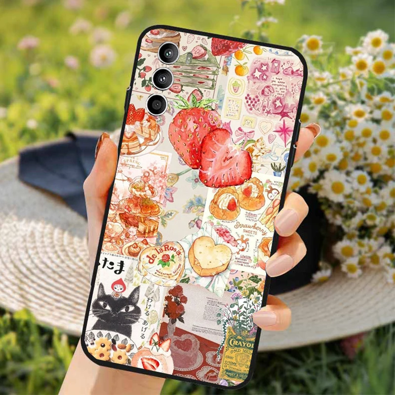 

Phone Case For Moto G86 G85 G75 G15 G05 G56 G72 G53 G54 G84 G60 G31 G32 G24 G 5G G Play Korean Strawberry Cake Cartoon Girl